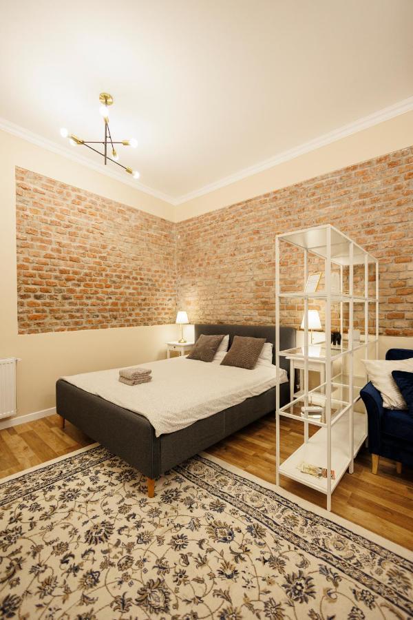 Jolie Flat In The Heart Of The City تيميشورا المظهر الخارجي الصورة